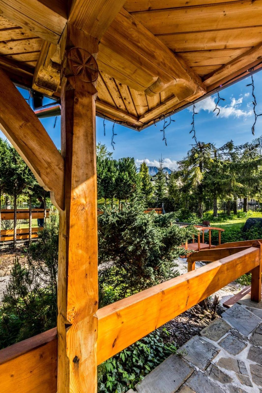 Domek Krupowki Z Widokiem Na Giewont ザコパネ エクステリア 写真